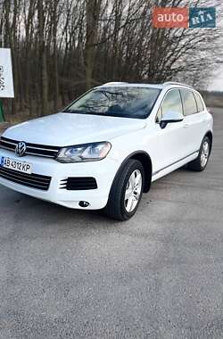 Позашляховик / Кросовер Volkswagen Touareg 2012 в Вінниці
