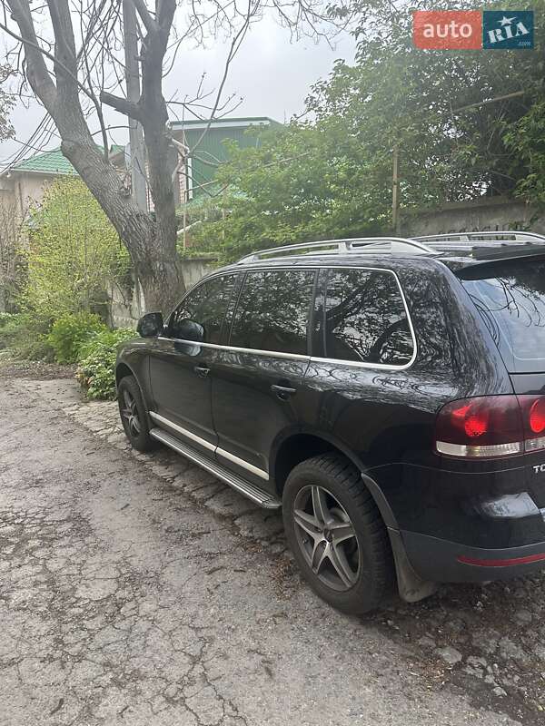 Позашляховик / Кросовер Volkswagen Touareg 2008 в Одесі