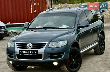 Внедорожник / Кроссовер Volkswagen Touareg 2007 в Ровно