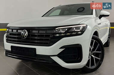 Внедорожник / Кроссовер Volkswagen Touareg 2021 в 