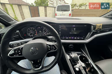 Позашляховик / Кросовер Volkswagen Touareg 2020 в 