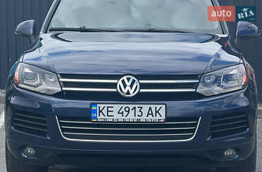 Позашляховик / Кросовер Volkswagen Touareg 2012 в Дніпрі