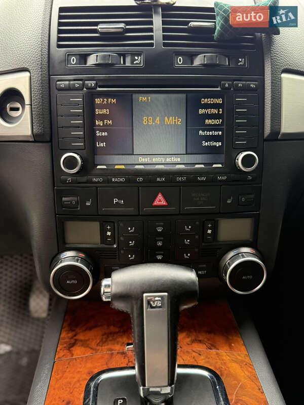 Внедорожник / Кроссовер Volkswagen Touareg 2006 в Киеве