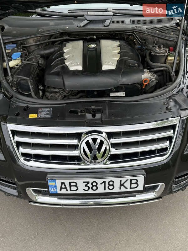 Внедорожник / Кроссовер Volkswagen Touareg 2006 в Киеве