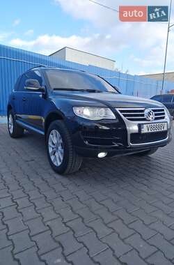 Внедорожник / Кроссовер Volkswagen Touareg 2008 в Белгороде-Днестровском