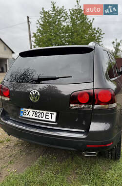 Внедорожник / Кроссовер Volkswagen Touareg 2008 в 