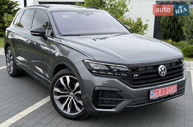 Позашляховик / Кросовер Volkswagen Touareg 2020 в Мукачевому
