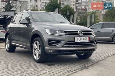 Внедорожник / Кроссовер Volkswagen Touareg 2016 в 