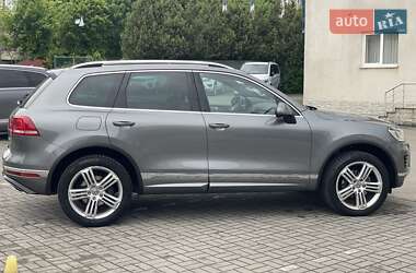 Внедорожник / Кроссовер Volkswagen Touareg 2016 в 