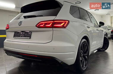 Внедорожник / Кроссовер Volkswagen Touareg 2022 в 