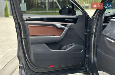Позашляховик / Кросовер Volkswagen Touareg 2021 в 