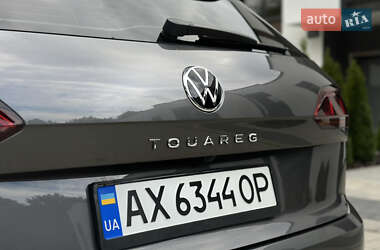 Позашляховик / Кросовер Volkswagen Touareg 2021 в 