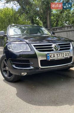 Позашляховик / Кросовер Volkswagen Touareg 2007 в 