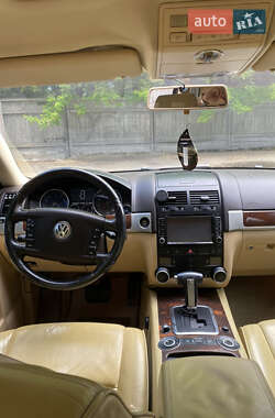 Позашляховик / Кросовер Volkswagen Touareg 2007 в 