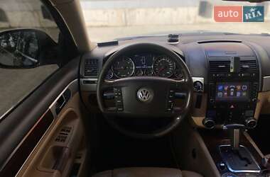 Внедорожник / Кроссовер Volkswagen Touareg 2008 в 