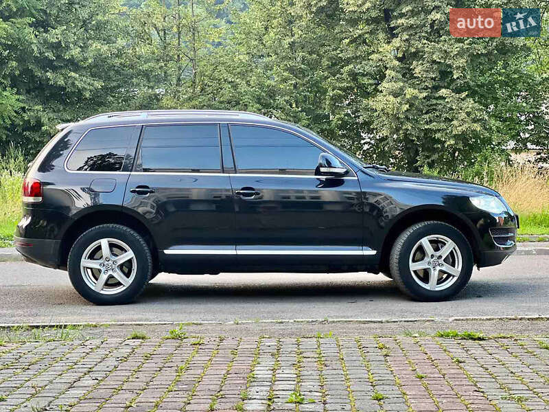 Внедорожник / Кроссовер Volkswagen Touareg 2007 в 