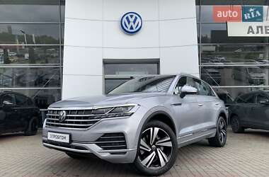 Позашляховик / Кросовер Volkswagen Touareg 2021 в Львові