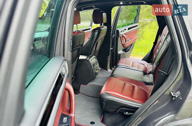 Внедорожник / Кроссовер Volkswagen Touareg 2012 в 