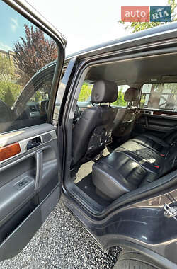 Внедорожник / Кроссовер Volkswagen Touareg 2008 в 