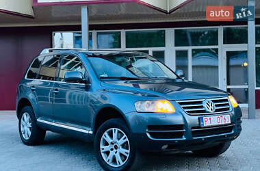 Внедорожник / Кроссовер Volkswagen Touareg 2004 в Покровском