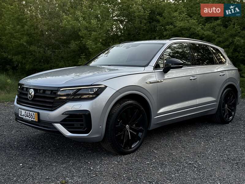Позашляховик / Кросовер Volkswagen Touareg 2020 в Гнівані