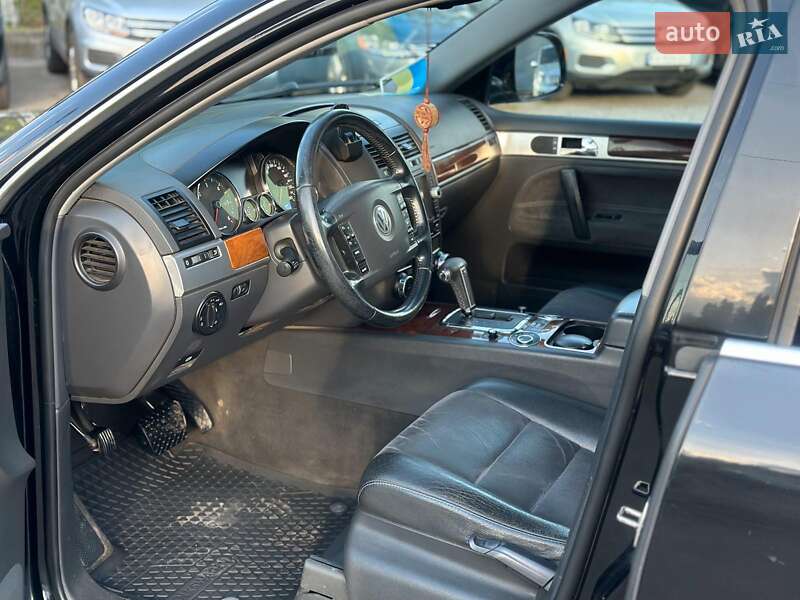 Позашляховик / Кросовер Volkswagen Touareg 2008 в Вінниці