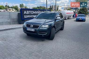 Позашляховик / Кросовер Volkswagen Touareg 2006 в 