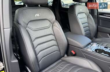Внедорожник / Кроссовер Volkswagen Touareg 2020 в 