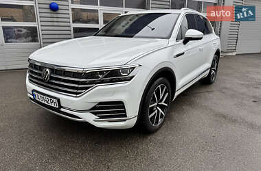 Позашляховик / Кросовер Volkswagen Touareg 2021 в 