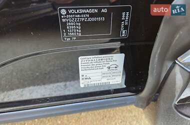 Внедорожник / Кроссовер Volkswagen Touareg 2017 в 