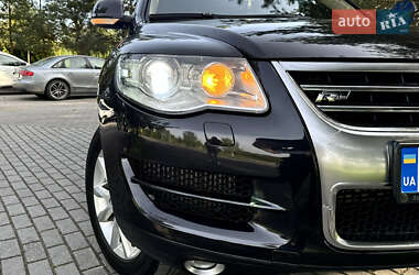 Позашляховик / Кросовер Volkswagen Touareg 2007 в 