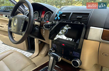 Позашляховик / Кросовер Volkswagen Touareg 2007 в 