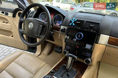 Позашляховик / Кросовер Volkswagen Touareg 2007 в 