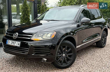 Позашляховик / Кросовер Volkswagen Touareg 2012 в 