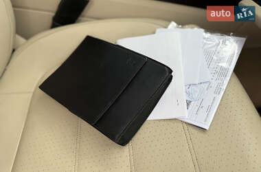 Позашляховик / Кросовер Volkswagen Touareg 2012 в 