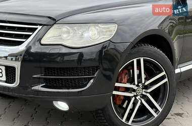 Внедорожник / Кроссовер Volkswagen Touareg 2007 в 