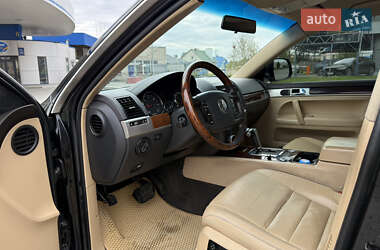 Внедорожник / Кроссовер Volkswagen Touareg 2007 в 