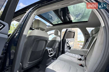 Внедорожник / Кроссовер Volkswagen Touareg 2024 в 