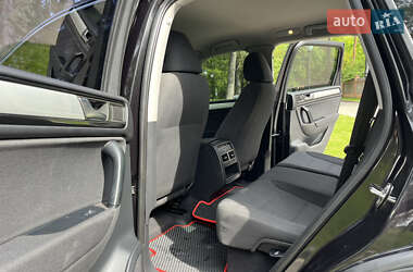 Внедорожник / Кроссовер Volkswagen Touareg 2012 в 