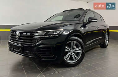Внедорожник / Кроссовер Volkswagen Touareg 2019 в Казатине
