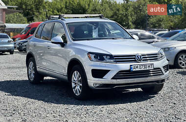Внедорожник / Кроссовер Volkswagen Touareg 2016 в Бердичеве