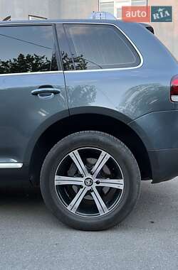 Позашляховик / Кросовер Volkswagen Touareg 2008 в 