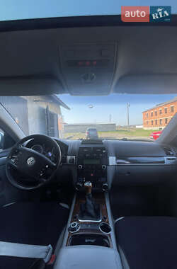 Позашляховик / Кросовер Volkswagen Touareg 2003 в 