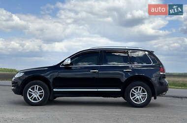 Внедорожник / Кроссовер Volkswagen Touareg 2008 в Киеве