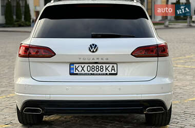 Внедорожник / Кроссовер Volkswagen Touareg 2020 в 
