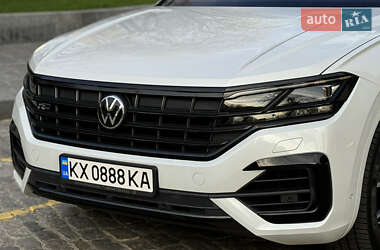 Внедорожник / Кроссовер Volkswagen Touareg 2020 в 