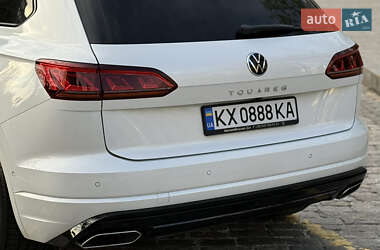 Внедорожник / Кроссовер Volkswagen Touareg 2020 в 