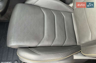 Внедорожник / Кроссовер Volkswagen Touareg 2020 в 