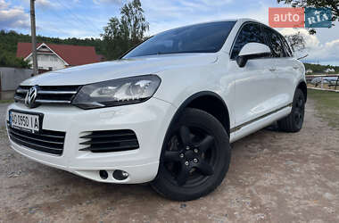 Внедорожник / Кроссовер Volkswagen Touareg 2012 в Мукачево