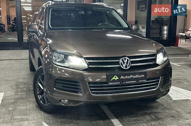 Позашляховик / Кросовер Volkswagen Touareg 2012 в Києві